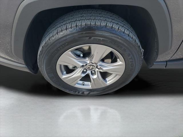 Certified Used 2024 MAGNETIC GRAY MET. Toyota  image 24
