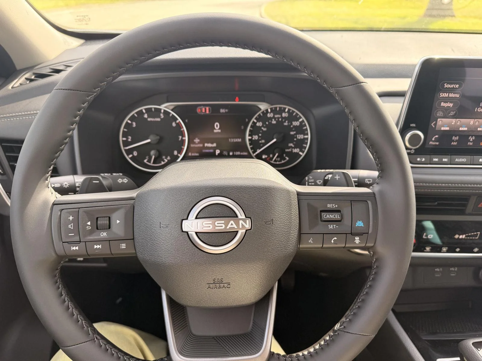 New 2026 Everest White Pearl Tricoat Nissan SV image 12