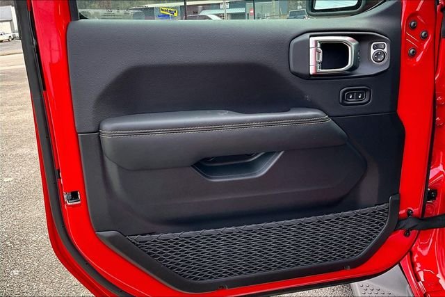 New 2026 Jeep Wrangler Sahara 4D Sport Utility