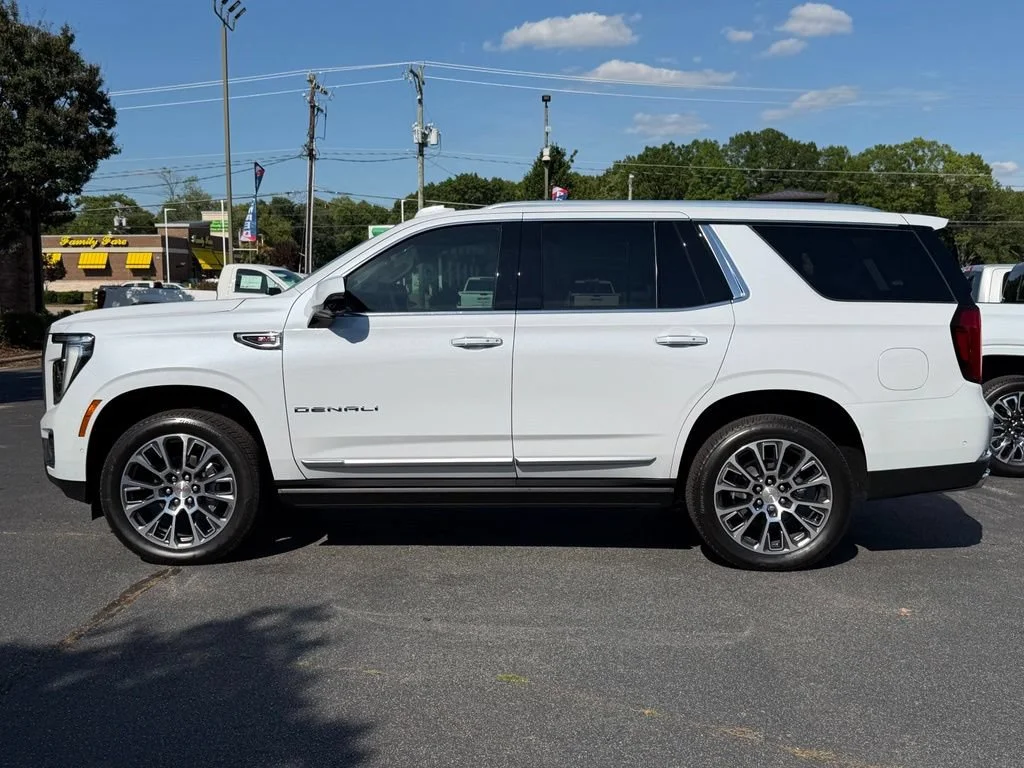2026 GMC Yukon Denali - Photo 30