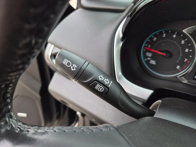Used 2021 Black Chevrolet Premier image 25