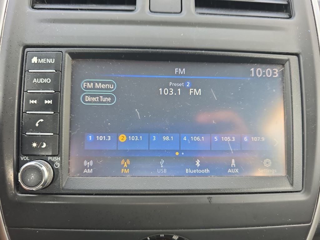 Used 2019 Gray Nissan 1.6 SV image 28
