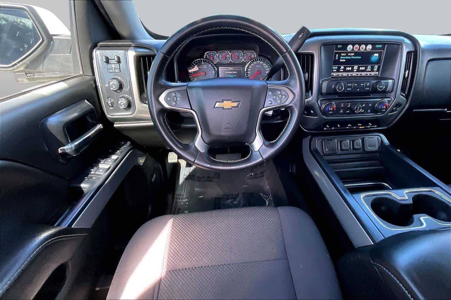 Pre-Owned 2018 Chevrolet Silverado 1500 LT