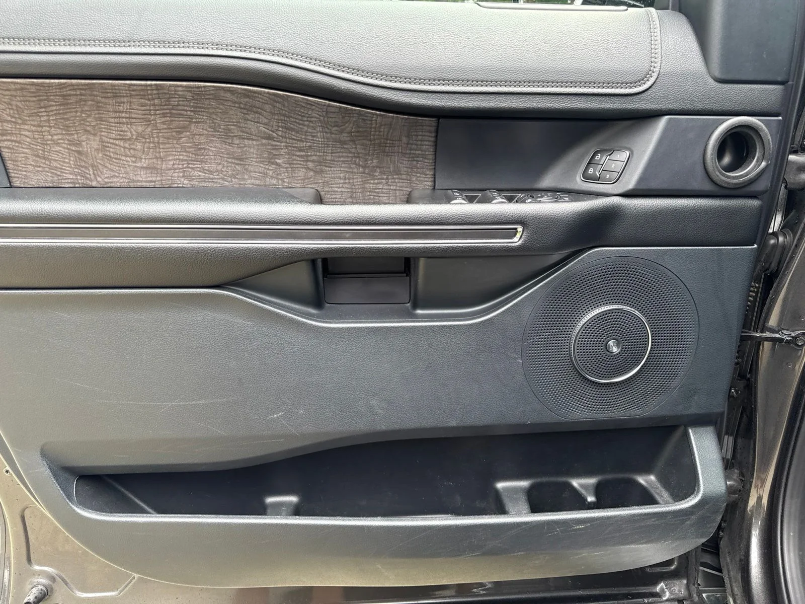 Used 2021 Gray Ford Limited image 26