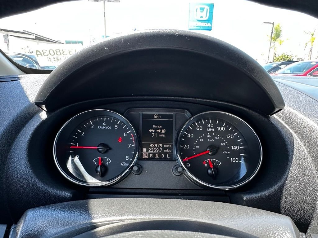 Used 2012 Black Nissan S image 24