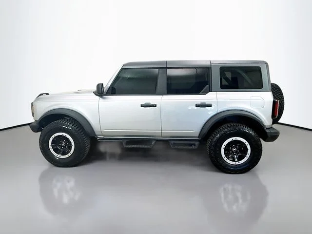 Used 2024 Silver Metallic Ford Badlands image 4