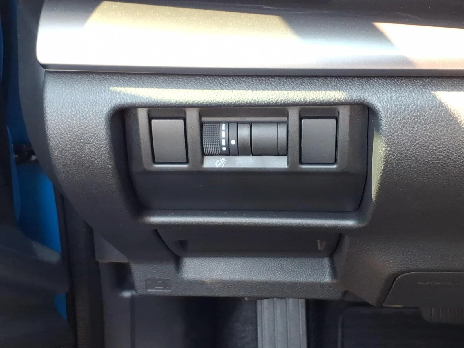 Used 2025 Oasis Blue Pearl Subaru Sport image 21