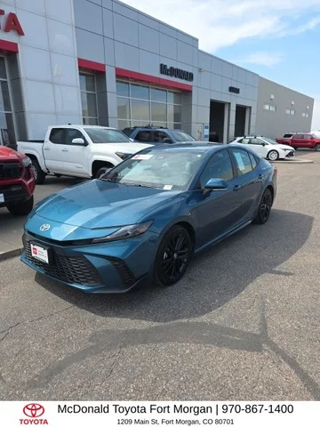 2025 Toyota Camry SE
