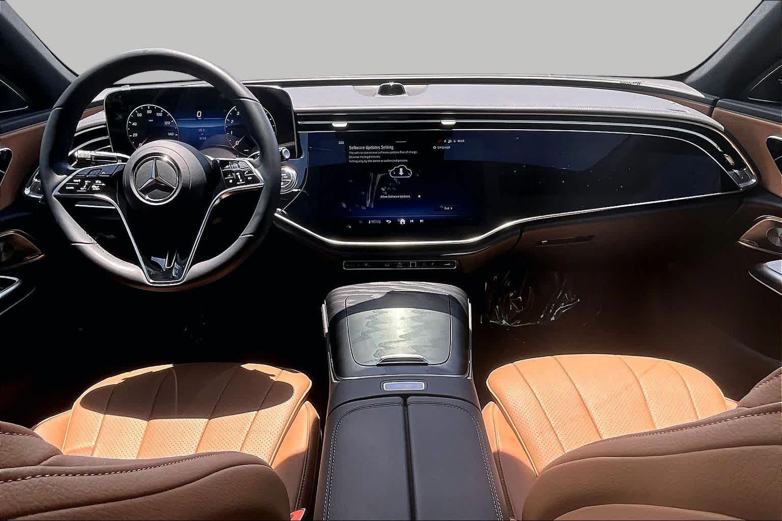 Used 2026 MANUFAKTUR Moonlight White Metallic Mercedes-Benz E 350 image 15