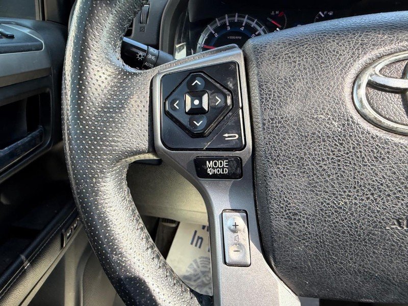 Used 2017 Nautical Blue Metallic Toyota Limited image 13