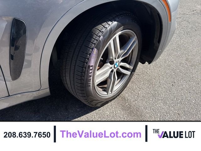 Used 2017 Gray BMW xDrive50i image 11