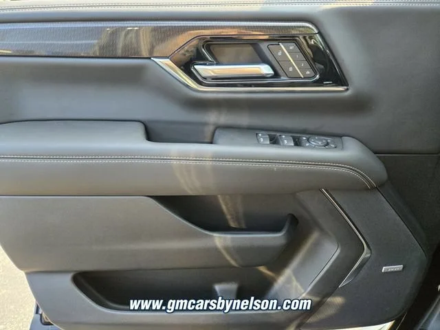 New 2026 Onyx Black GMC Elevation image 13