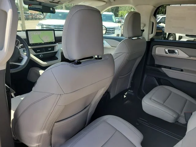 New 2026 Black Metallic Ford Active image 13