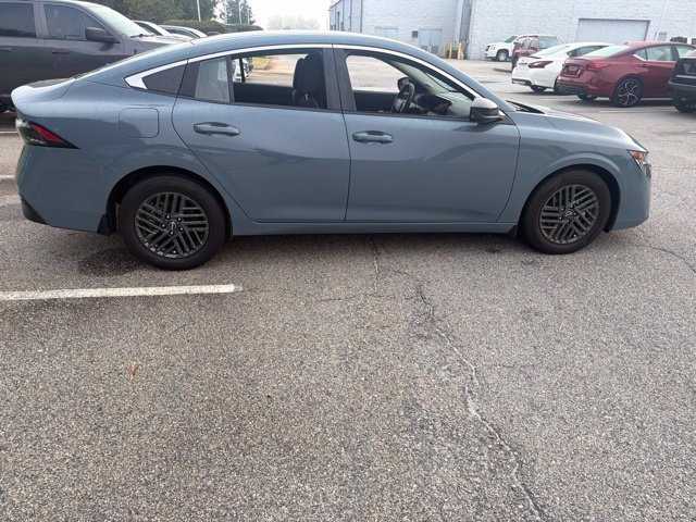 Used 2026 Gray Nissan SV image 9