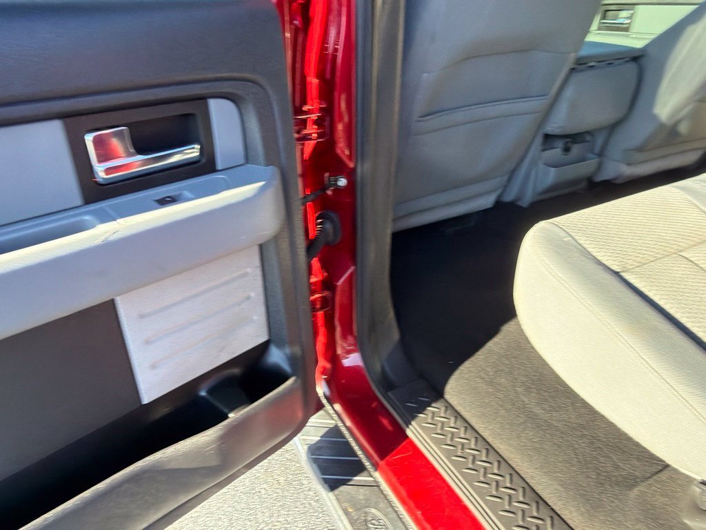 Used 2014 Red Ford XL image 29