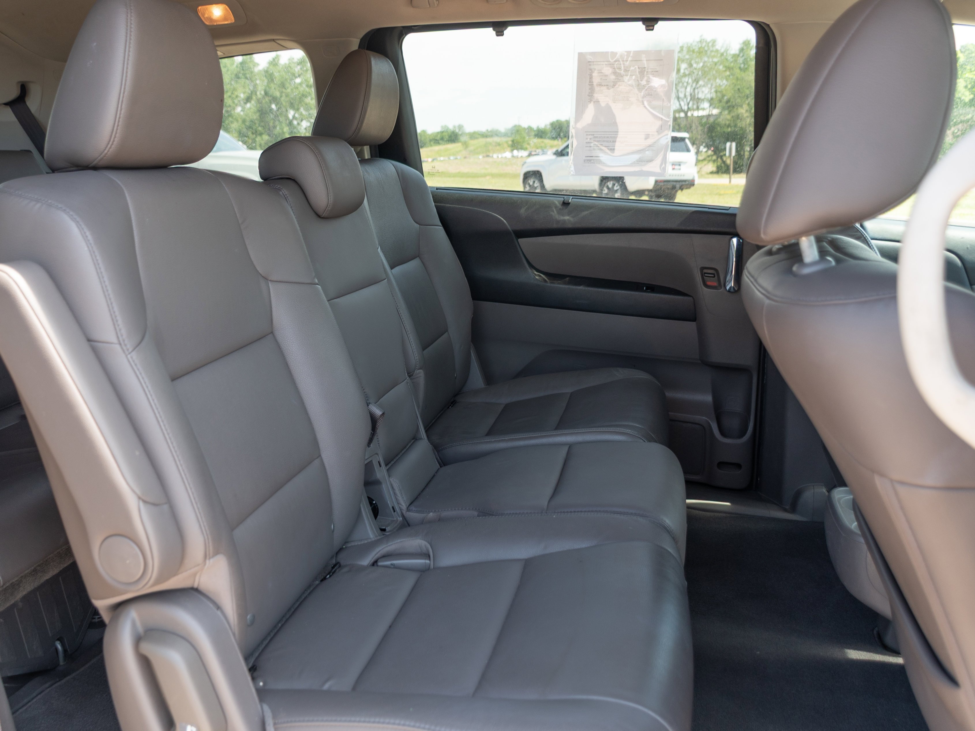 2014 Honda Odyssey EX-L - Photo 23