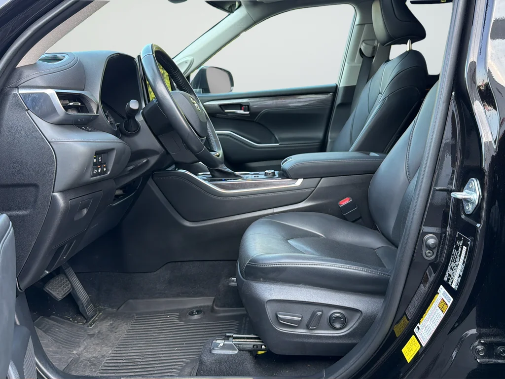 Used 2021 Brown Toyota Limited image 10