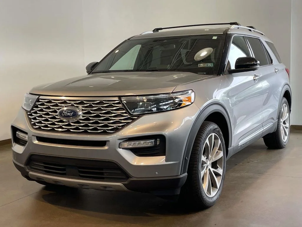 2021 Ford Explorer Platinum 4WD's photo