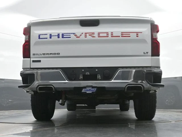 Used 2020 White Chevrolet LT image 18