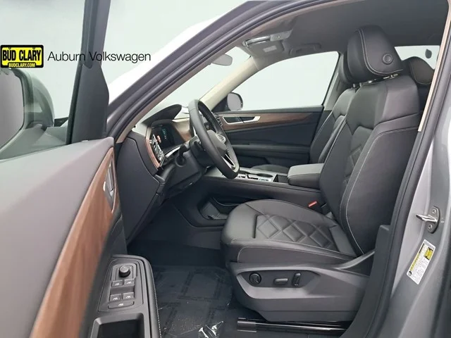 New 2026 Silver Mist Metallic Volkswagen 2.0T SE image 12