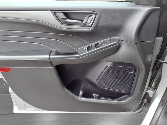Used 2024  Ford Active image 14