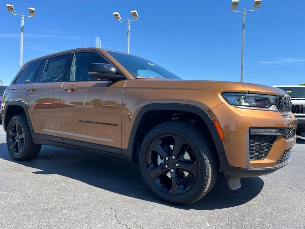 New 2026 Copper Shino Metallic Clear-Coat Exterior Paint Jeep Limited image 42