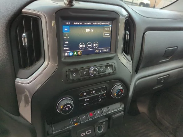 Used 2022 White Chevrolet Custom image 7
