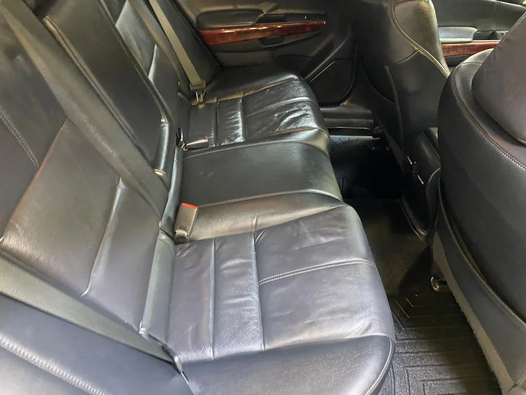 Used 2012 Silver Honda EX-L image 27