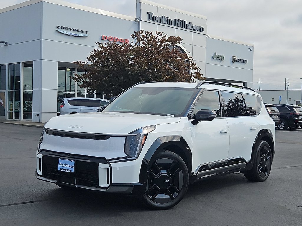 Used 2024 Kia EV9 GT-Line with VIN KNDAEFS53R6039564 for sale in Hillsboro, OR