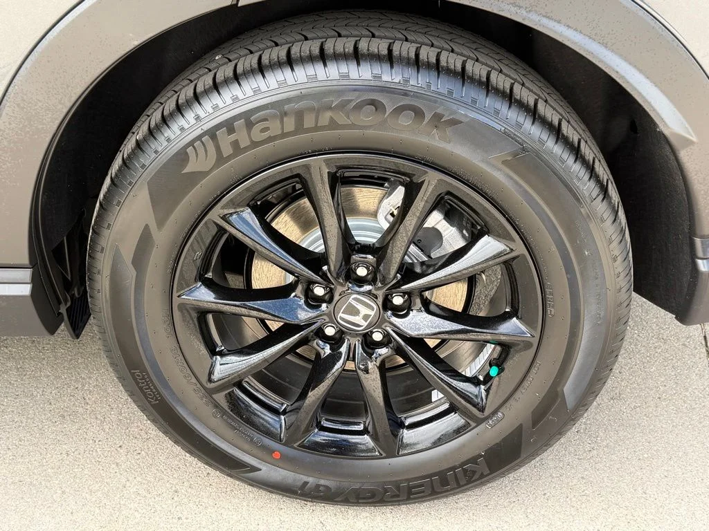Certified Used 2026 Meteorite Gray Metallic Honda Sport-L image 13