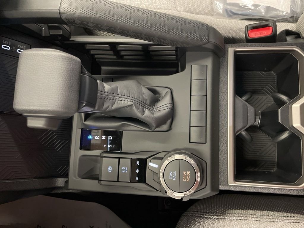 2026 Toyota 4Runner SR5 - Photo 21