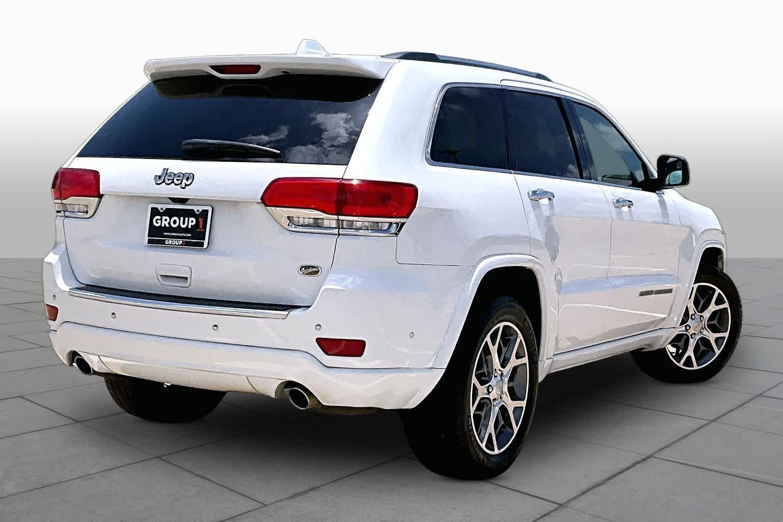 Used 2020 Bright White Clearcoat Jeep Overland image 13