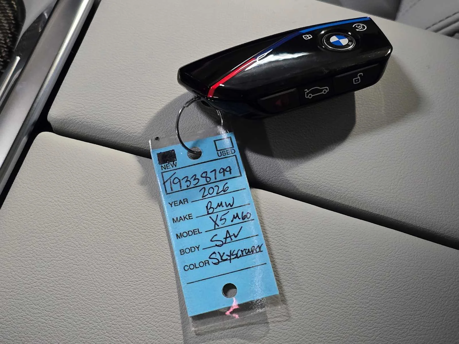 New 2026 Skyscraper Grey Metallic BMW M60i image 37