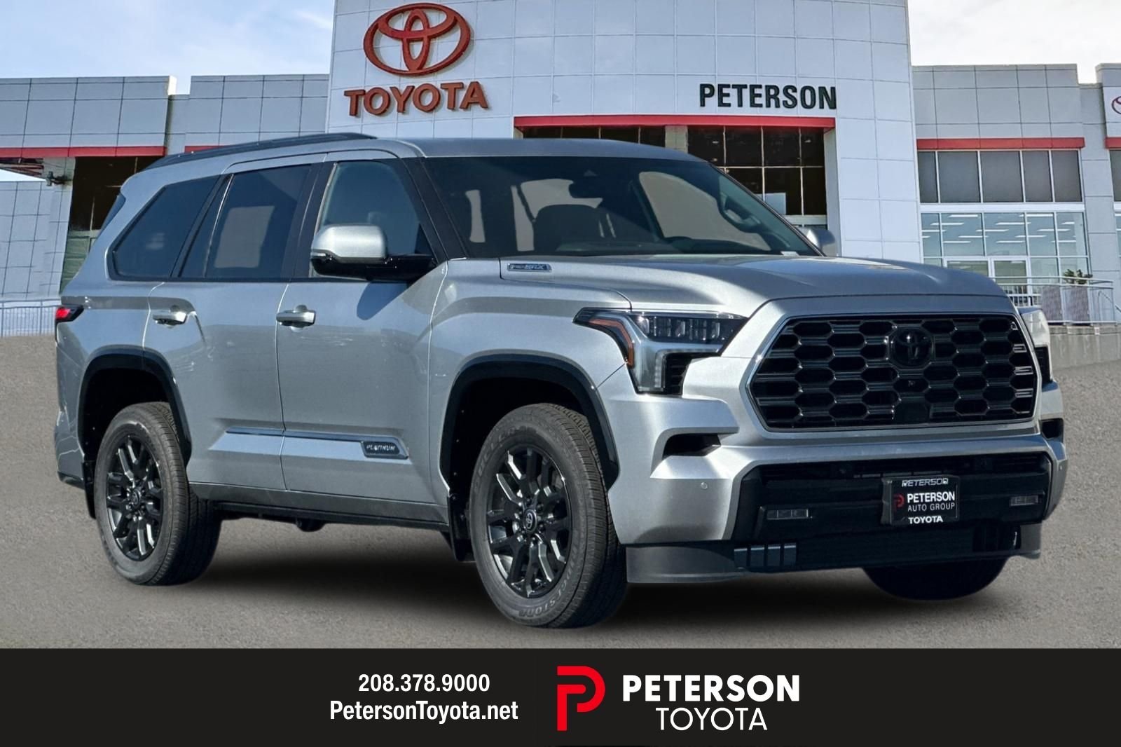 2026 Toyota Sequoia Platinum 4WD i-FORCE MAX Hybrid's photo