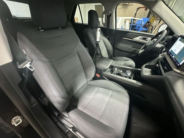 New 2026 Black Ford Active image 32