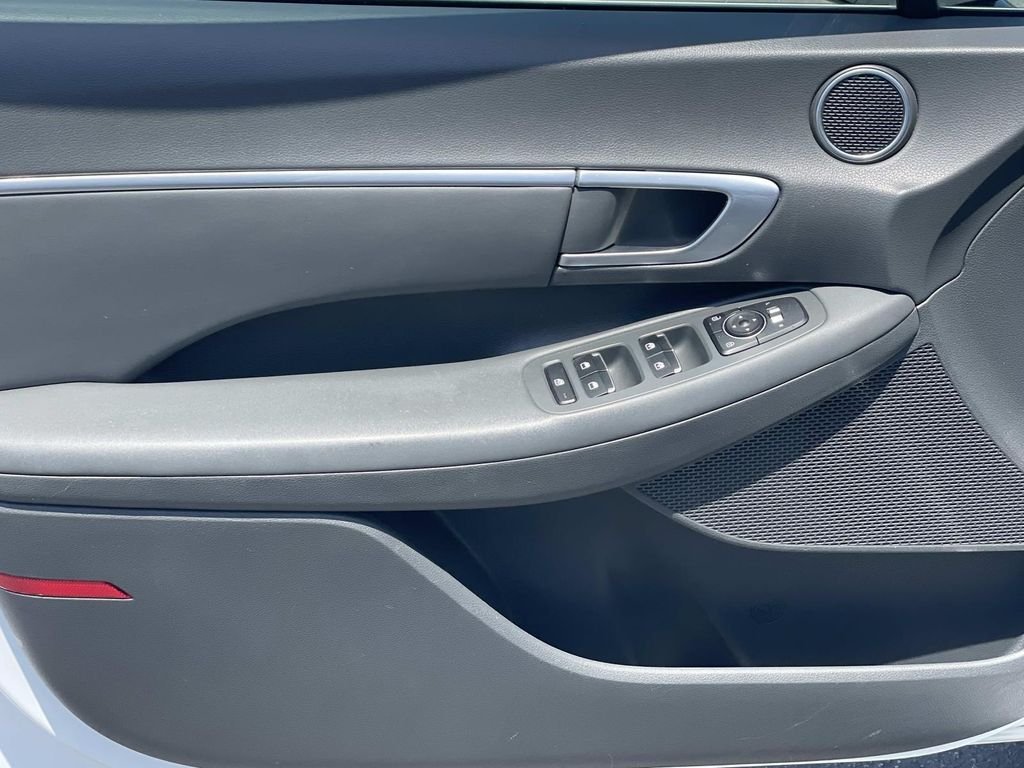Certified Used 2021 Gray Hyundai SEL Plus image 21