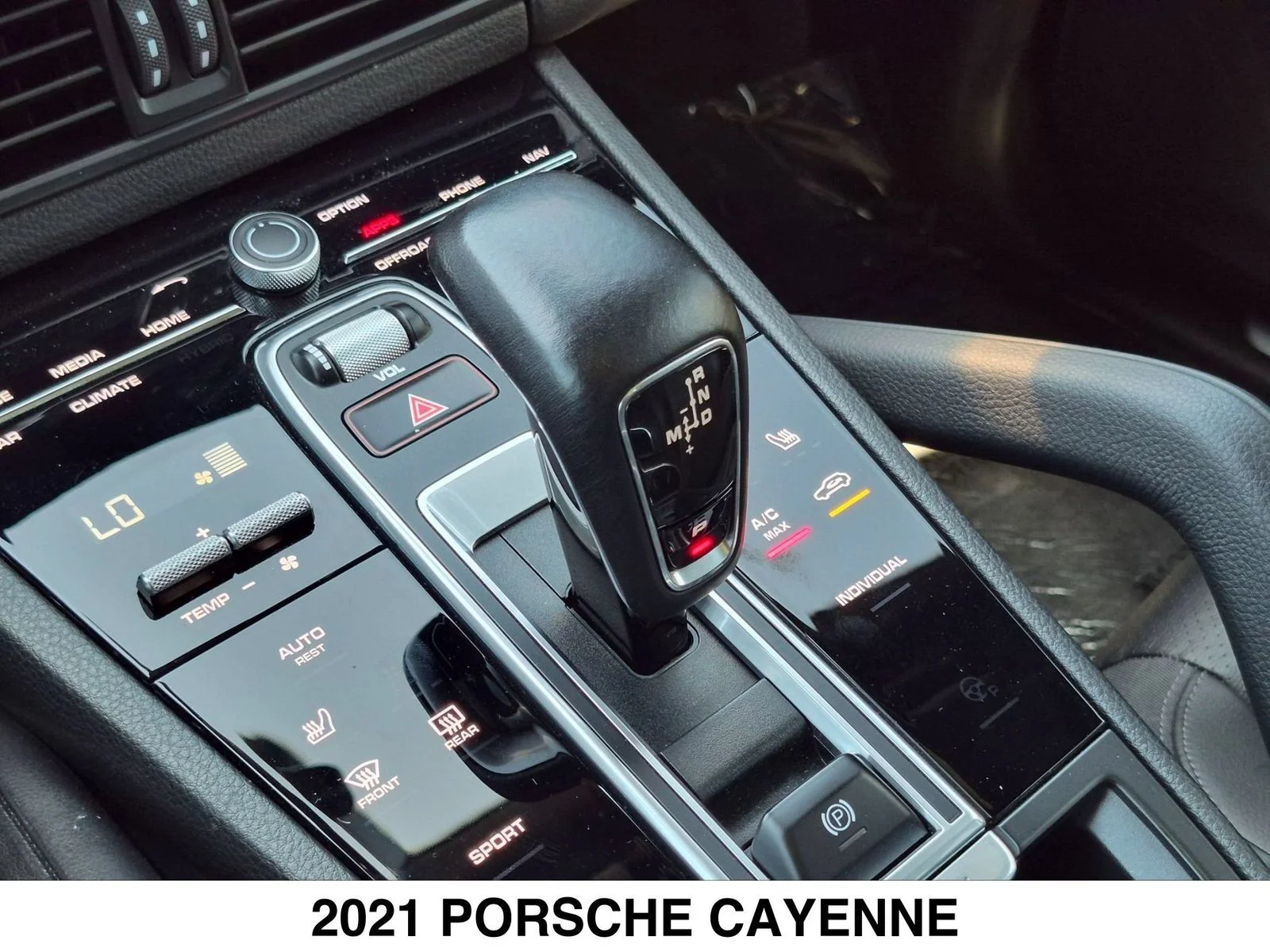 Used 2021 Black Porsche  image 20