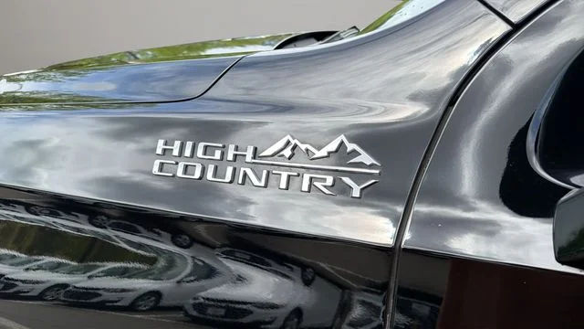 Used 2024 Black Chevrolet High Country image 10