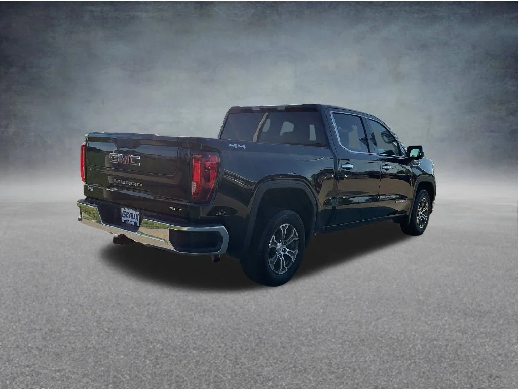 Used 2025 Black GMC SLT image 7