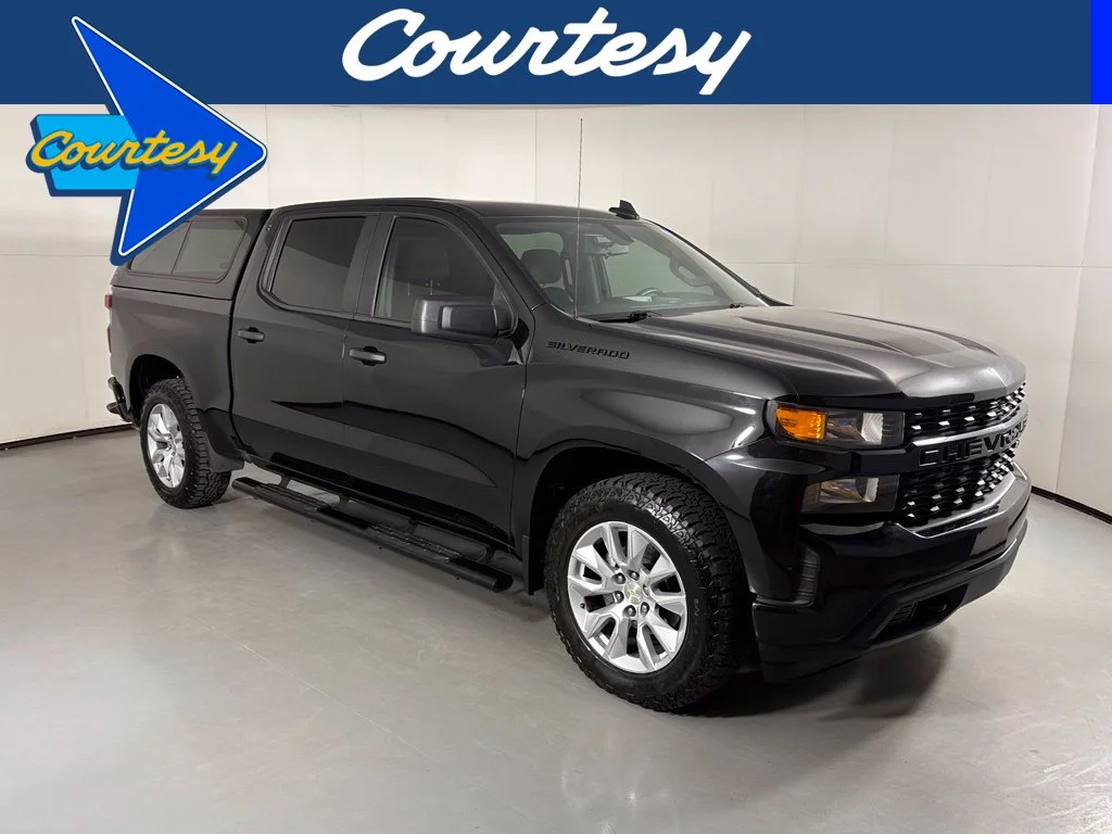Used 2020 Black Chevrolet Custom image 1
