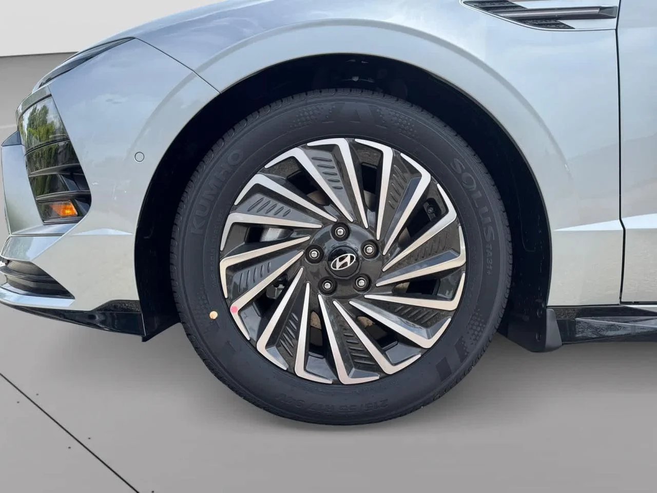 New 2026 Silver Hyundai Limited image 19
