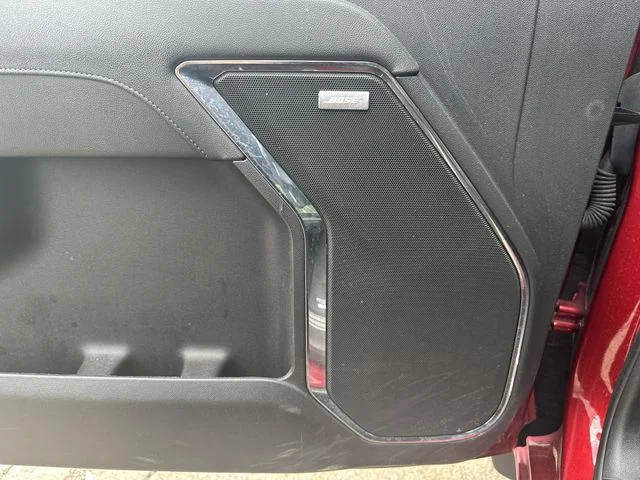 Used 2023 Red Chevrolet RST image 27