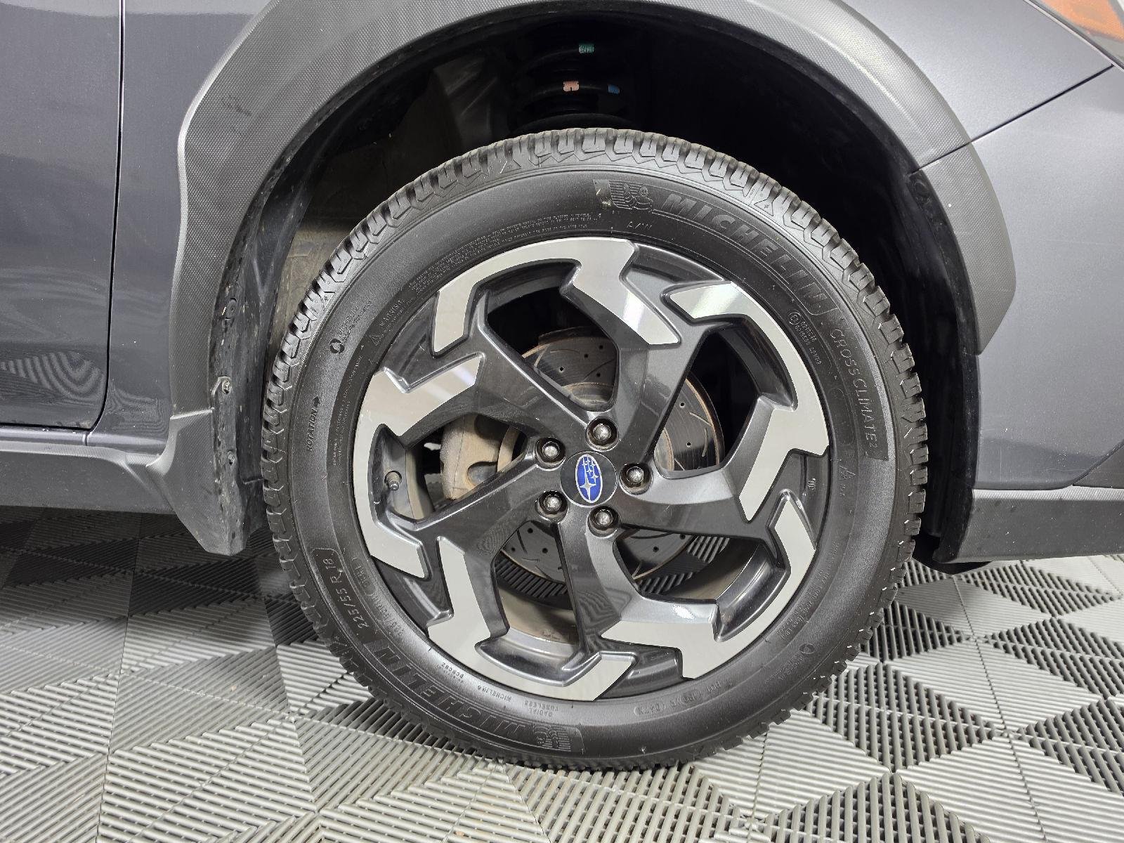 Used 2021 Magnetite Gray Metallic Subaru Limited image 13