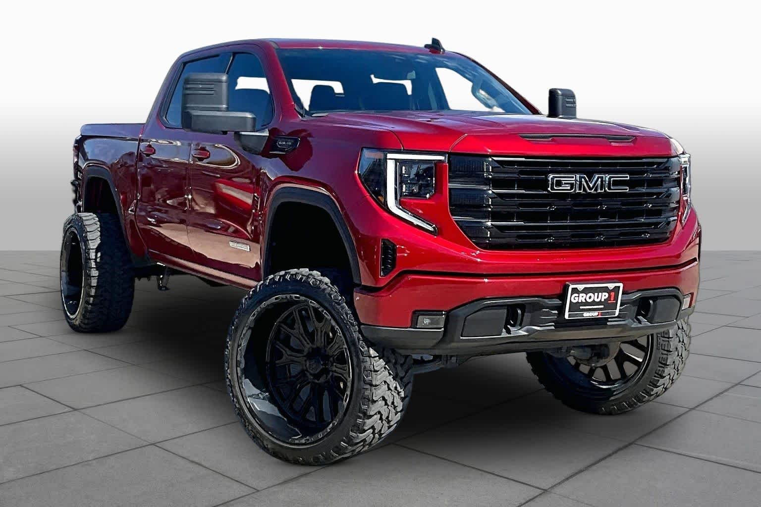 Used 2024 Volcanic Red Tintcoat GMC Elevation image 3