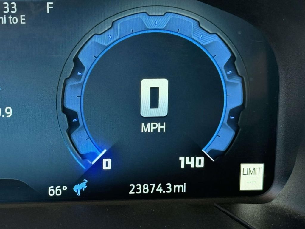 Used 2025 Red Ford Badlands image 28