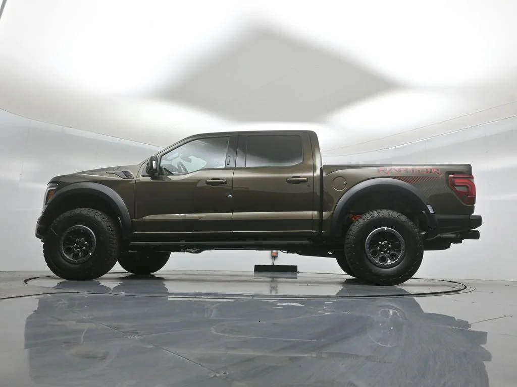 New 2026 Shelter Green Ford Raptor image 54