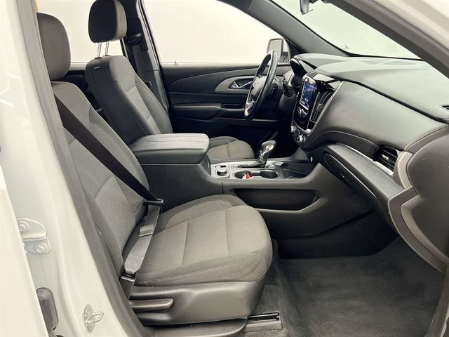 Used 2023 SUMMIT WHITE Chevrolet LT Cloth image 15