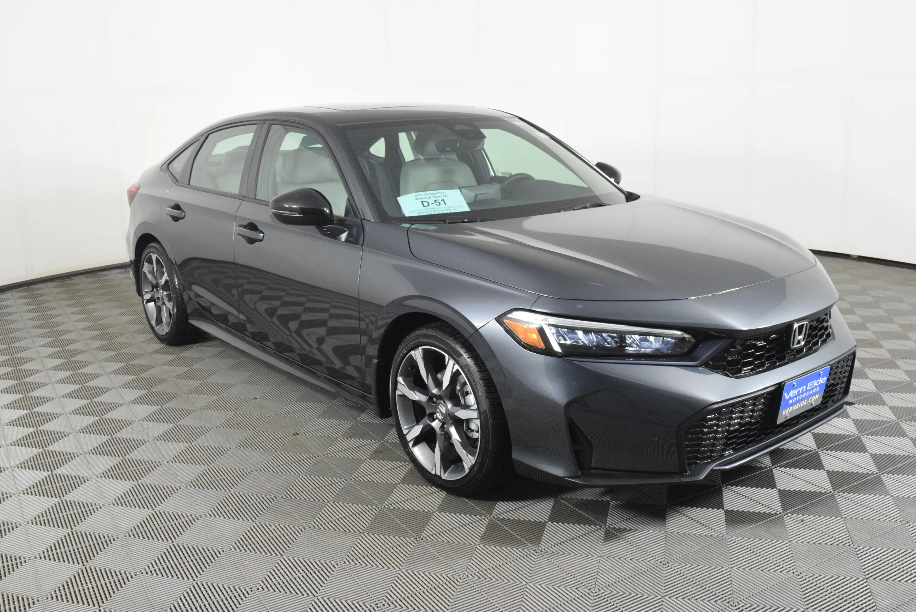 New 2026 Meteorite Gray Metallic Honda Sport Touring image 4