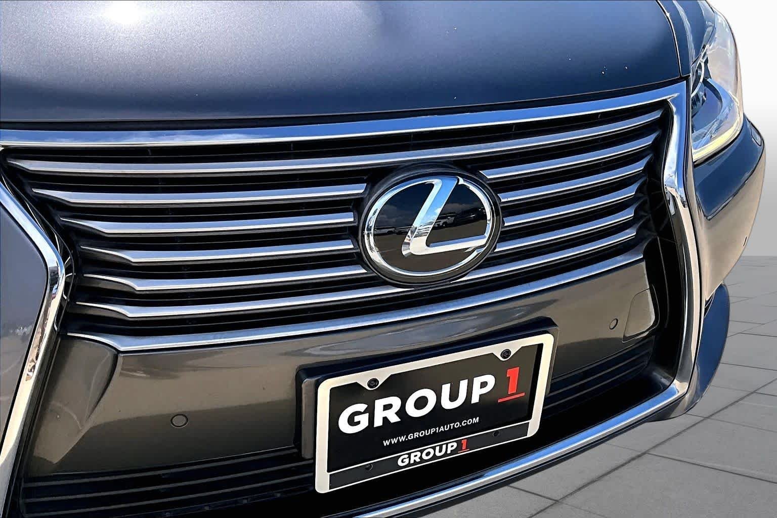 Used 2015 Nebula Gray Pearl Lexus  image 30