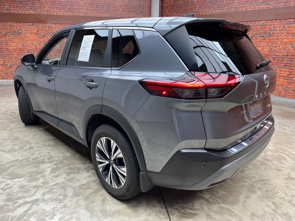 Certified Used 2023 Gun Metallic Nissan SV image 2